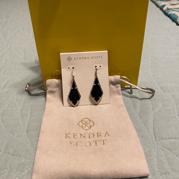 Kendra Scott earrings - Picture 2 of 2